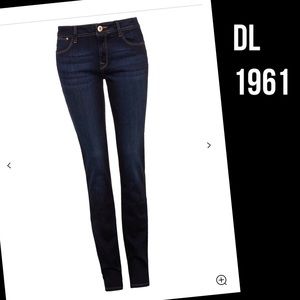 DL 1961 CoCo Curvy Straight. “Elixir” Sz 31. EUC!